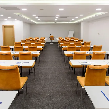 Hotel Express Istanbul-altunizade By Ihg