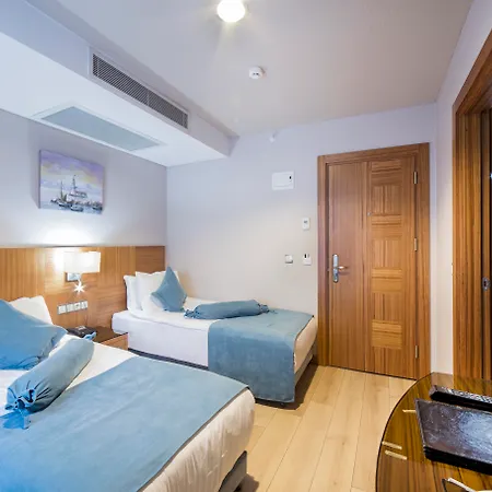 The Meretto Old City 4*