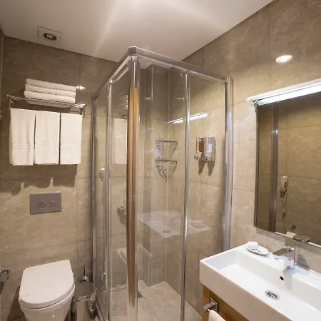 The Meretto Old City 4*