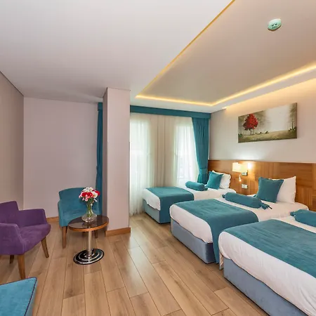 The Meretto Old City 4*