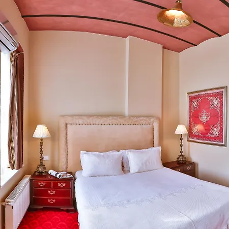 Faik Pasha Special Category Beyoglu Hotel