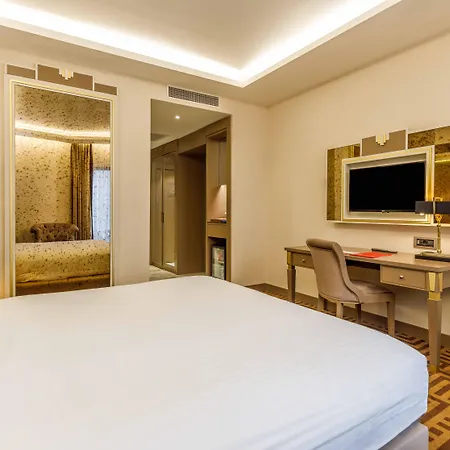 Ramada By Wyndham Istanbul Golden Horn