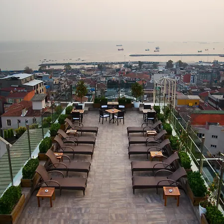 Hotel Radisson President Old Town 4*