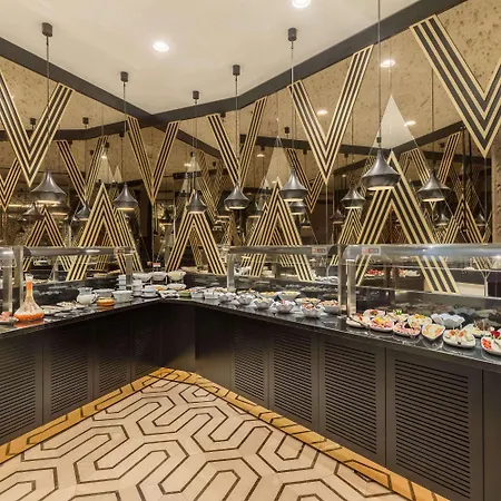 Hotel Ramada By Wyndham Istanbul Golden Horn