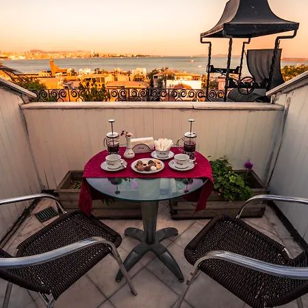 Avicenna Sultanahmet 4*