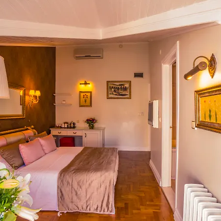 Avicenna Sultanahmet 4*