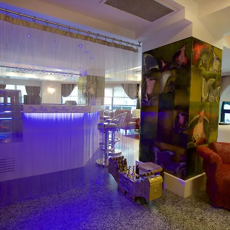 Zagreb 4*