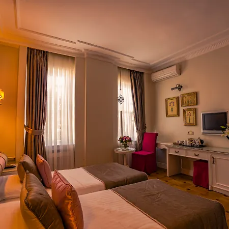 Avicenna Sultanahmet 4*