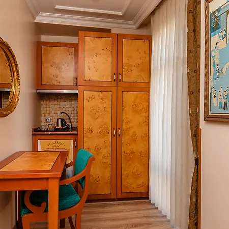 Hotel Santa Ottoman 3*