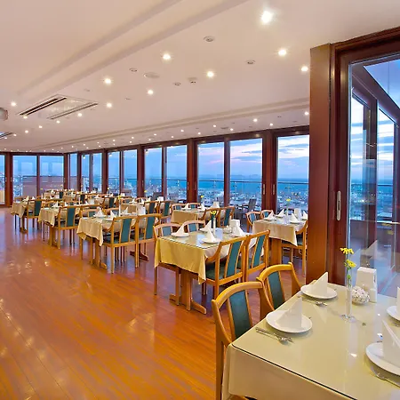 Otel Grand Madrid 3*