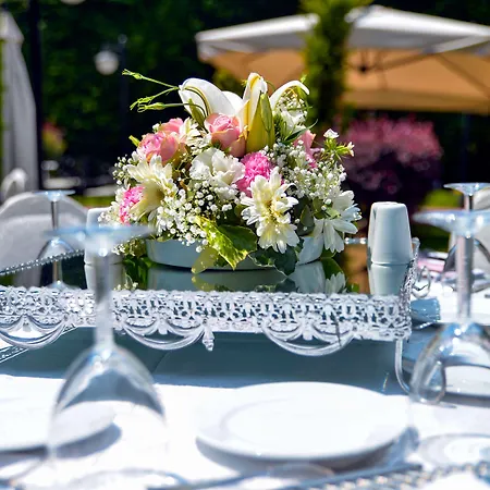 فندق Bh Conference & Airport 5*