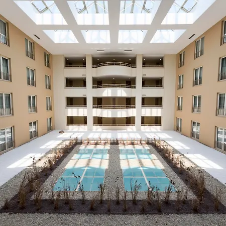 Bh Conference & Airport Hotel