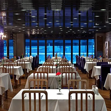Sura Design & Hotel 4*
