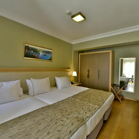 Agora Life - Special Class Hotel 4*