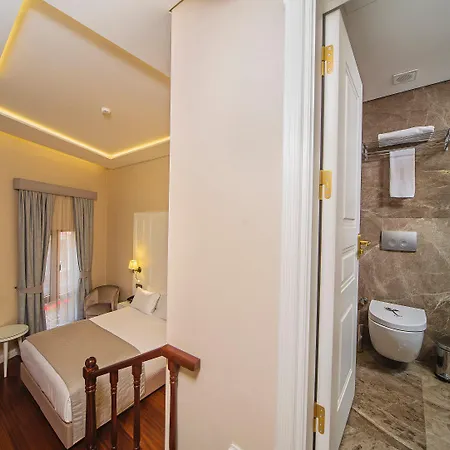 Ada Karakoy - Special Category מלון 3*