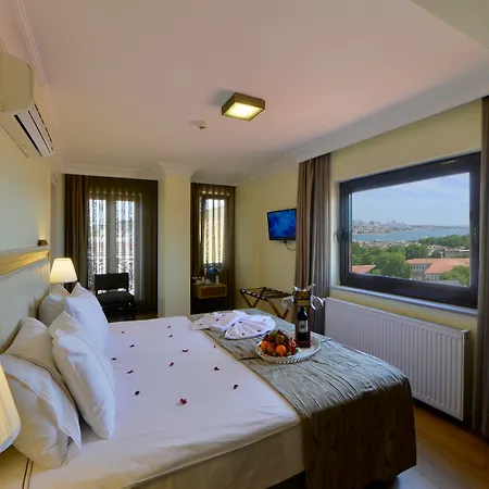 Agora Life - Special Class Hotel 4*