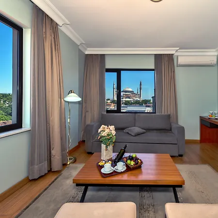 Agora Life - Special Class Hotel 4*