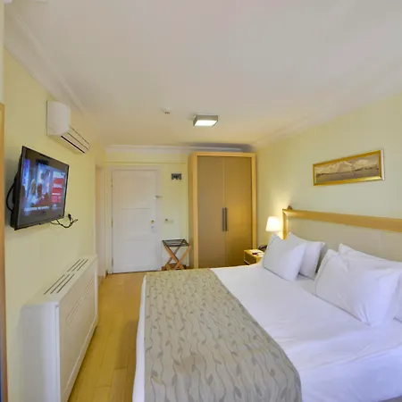 Hotel Agora Life - Special Class 4*