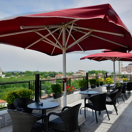 Agora Life - Special Class Hotel