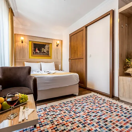 Hotell Kadirga Antik 3*