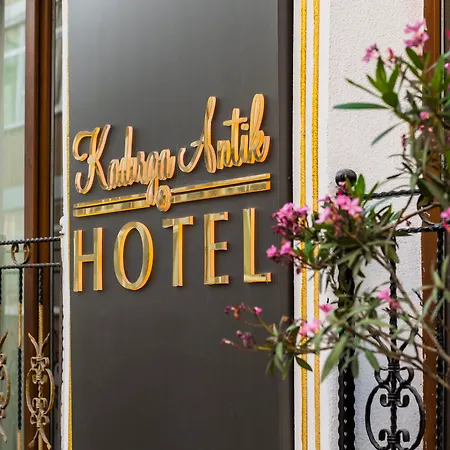 Kadirga Antik Hotell 3*