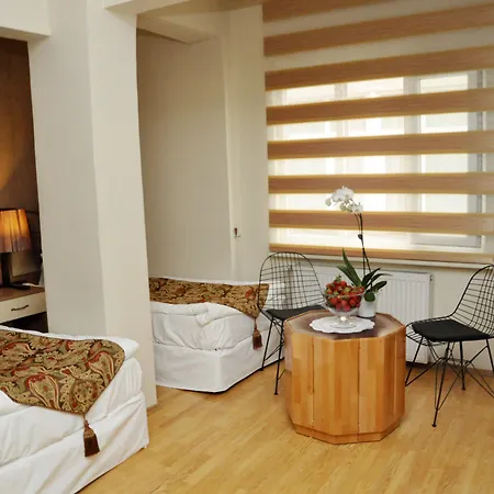 Otel Arsima