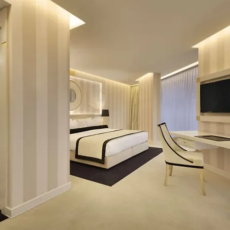 Hotel Ramada & Sisli 4*