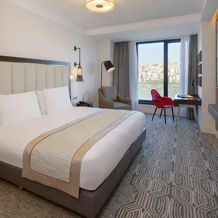 Hotel Moevenpick Golden Horn 5*