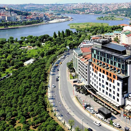 Hotel Moevenpick Golden Horn