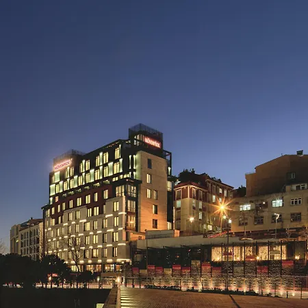 Hotel Moevenpick Golden Horn 5*