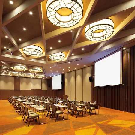 Hotel Moevenpick Golden Horn 5*