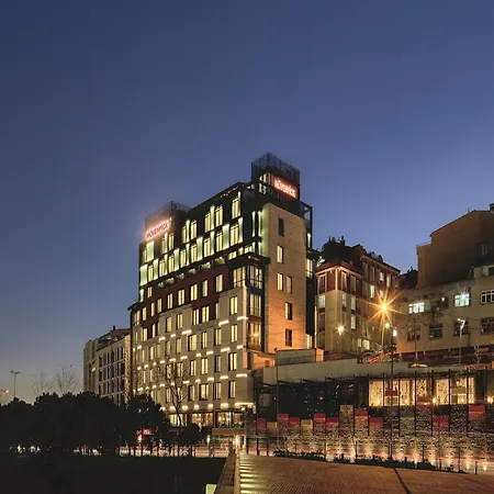 Hotel Moevenpick Golden Horn 5*