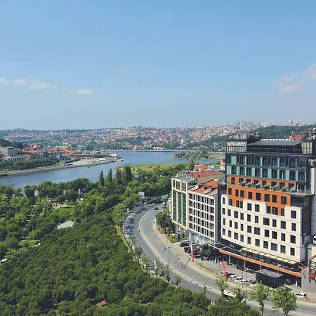 Moevenpick Golden Horn 5*