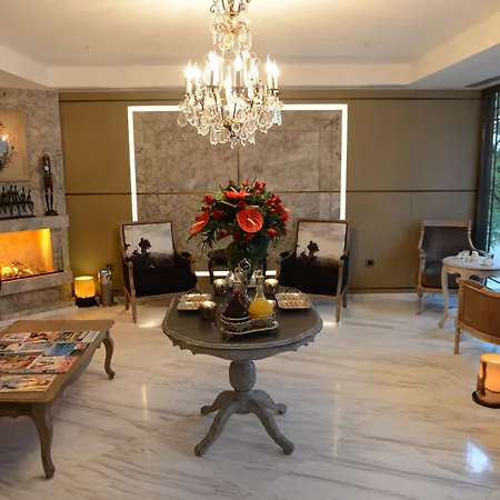 Berjer Boutique & Hotell 4*