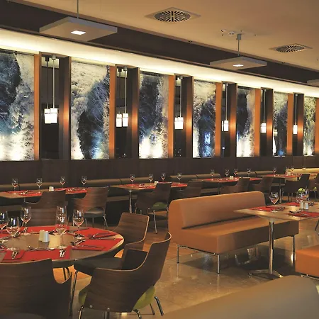 巴巴罗斯伯因特酒店