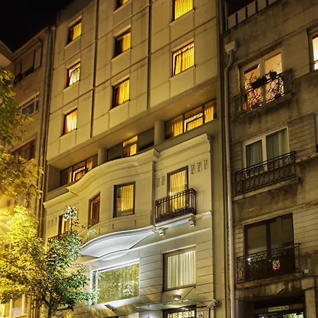 Hotel Gallery & Nisantasi 3*