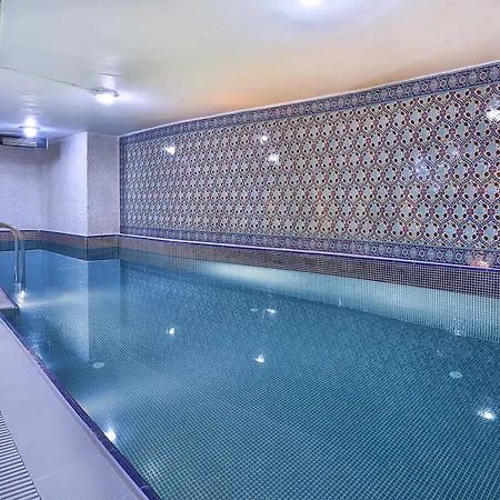 White Monarch Hotel 4*