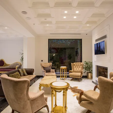 Hotel White Monarch 4*