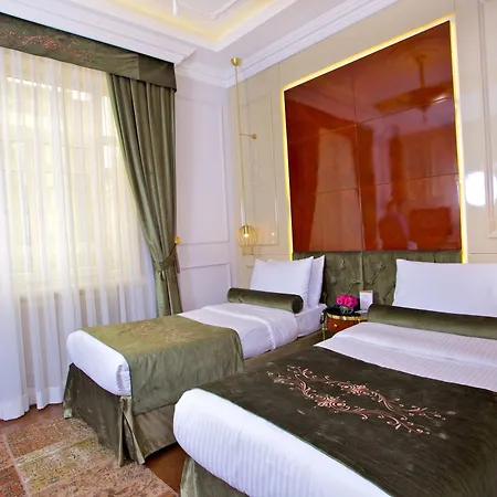 Taksim Star מלון 3*