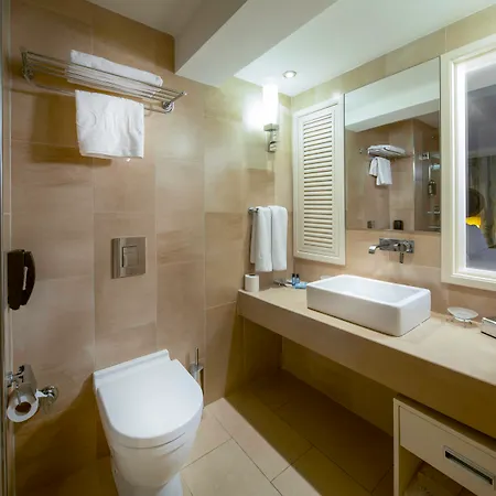 Hotel Titanic Comfort Sisli 3*