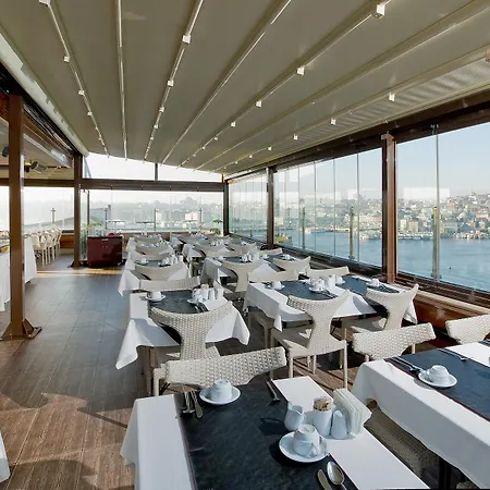Hotel Golden City 4*