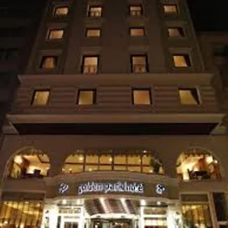 מלון Nova Plaza Orion 4*