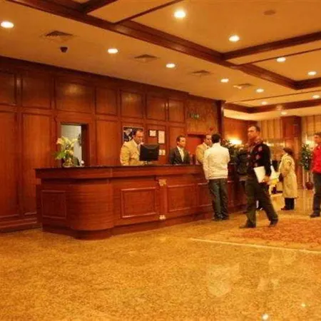Nova Plaza Orion 4*
