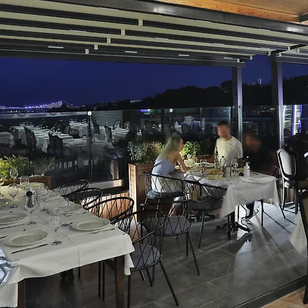 Hotel Orient Express & By Orka 3*