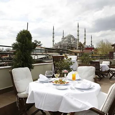 Otel Azade