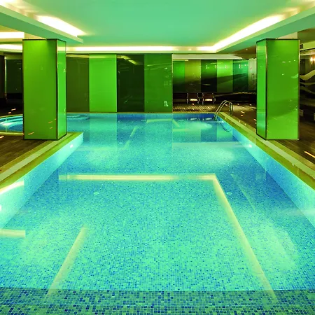 Crowne Plaza Istanbul Harbiye By Ihg 5*