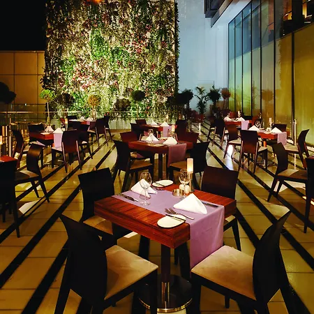 Hotel Crowne Plaza Istanbul Harbiye By Ihg Istanbul