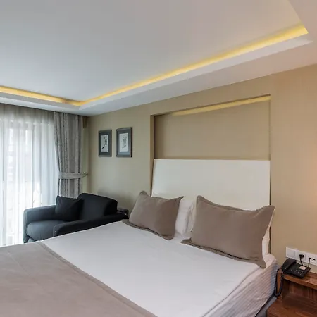 Aston Taksim 4*