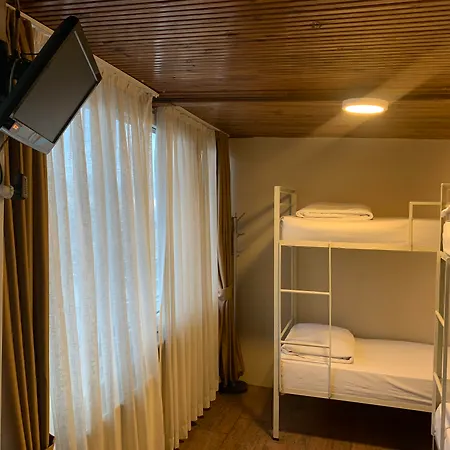 Hostel Antique