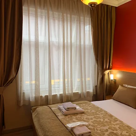Antique Hostel